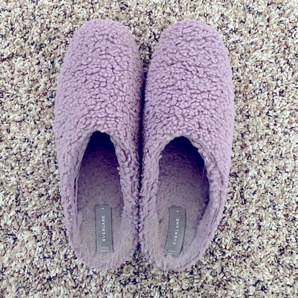 Everlane Sherpa Slippers, size 8